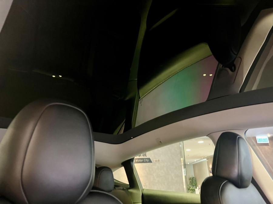 Model Y RWD - Image 6